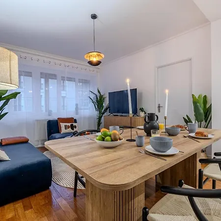5 Min Walk Gem - 2 Bedrooms - Fiber Wifi - Loggia Appartamento Grenoble